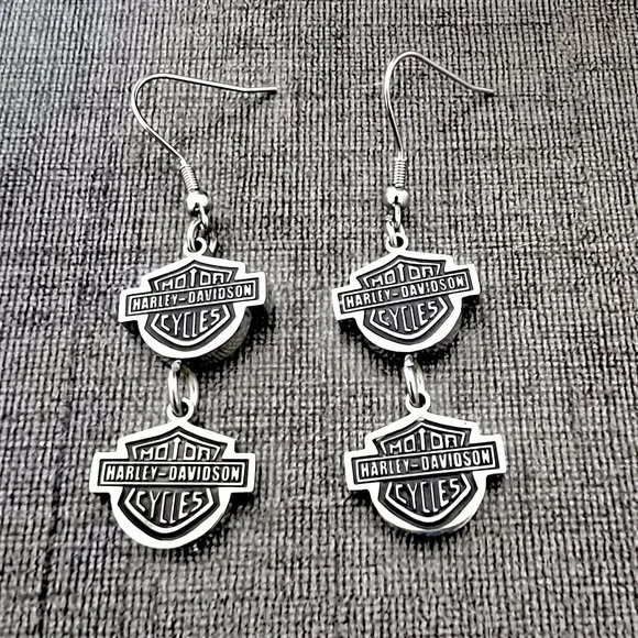 Harley Earrings - Picture 1 of 2